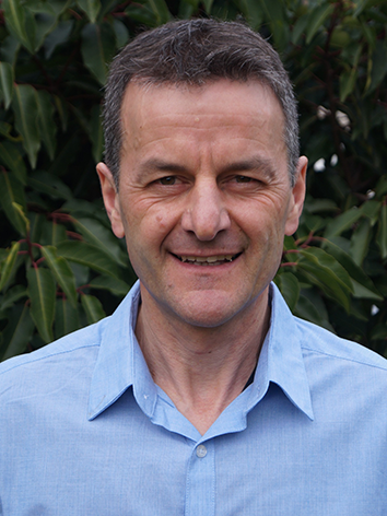 Portrait: Prof. Dr. Markus Lang