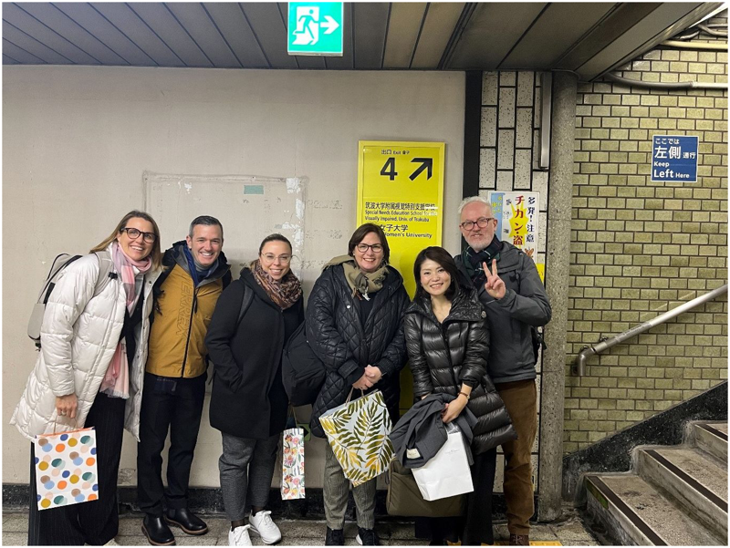 Von rechts nach links: Frederike Isenberg, Jon Harding (Ed.S. Superintendent Kansas State School for the Blind), Sabrina Betz, Anne Reichmann, Dr. Hisae Miyauchi (Associate Professor, University of Tsukuba), Dr. Paul Lynch (Senior Lecturer in inclusive Education, School of Education, University of Glasgow) 
